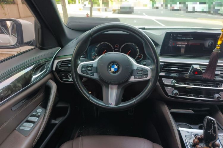 Used BMW 5 Series 2018 525Li M Sport Package Steering Wheel