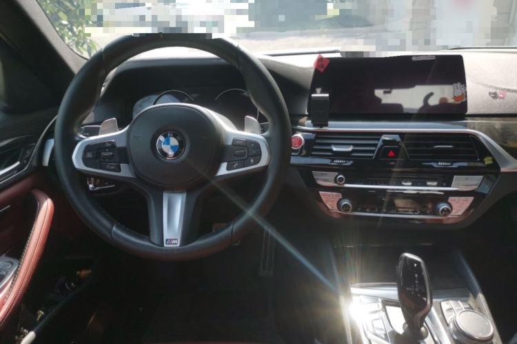 Used BMW 5 Series 2018 Restyled 530Li Leading Edition M Sport Package Steering Wheel