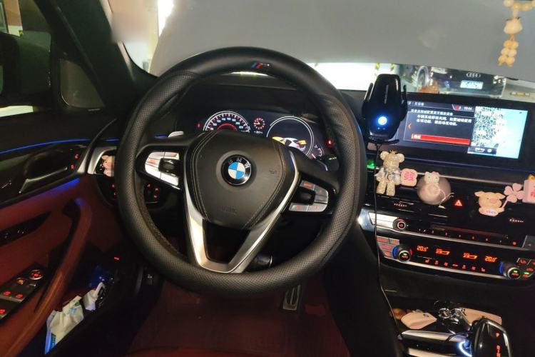 Used BMW 5 Series 2018 Restyled 530Li Leading Edition M Sport Package Steering Wheel