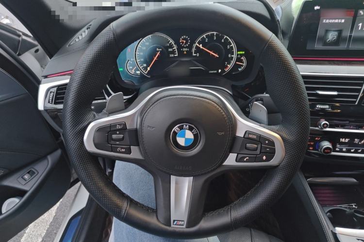 Used BMW 5 Series 2018 530Li Luxury Edition M Sport Package Steering Wheel