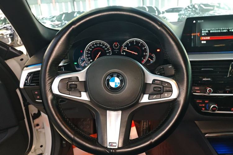 Used BMW 5 Series 2018 525i M Sport Package Steering Wheel