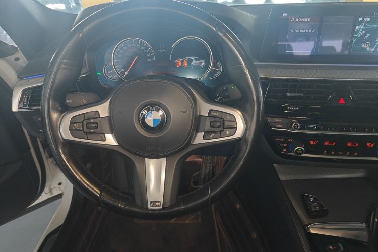 Used BMW 5 Series 2018 525i M Sport Package Steering Wheel