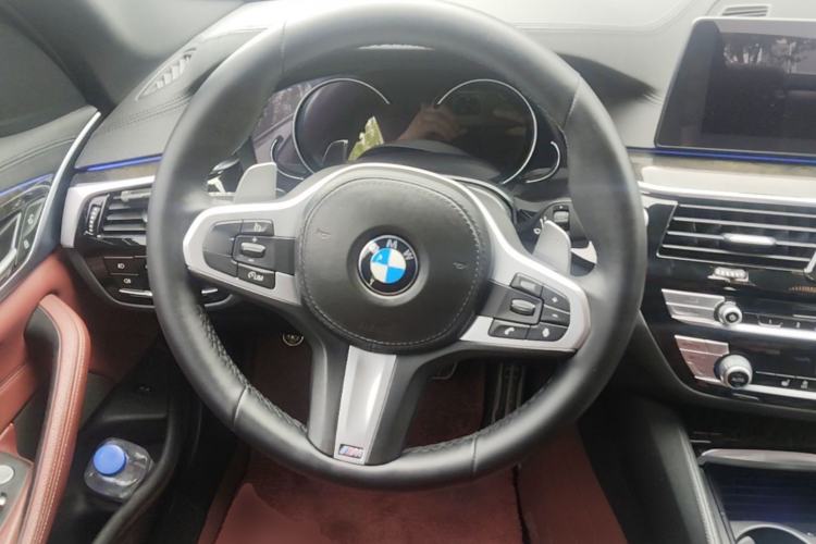 Used BMW 5 Series 2018 Facelifted 530Li xDrive M Sport Package Steering Wheel