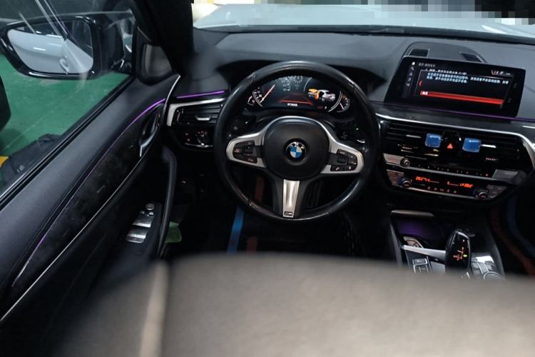 Used BMW 5 Series 2018 525Li M Sport Package Steering Wheel
