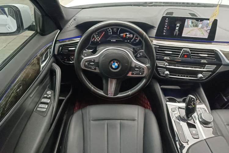 Used BMW 5 Series 2018 525Li M Sport Package Steering Wheel