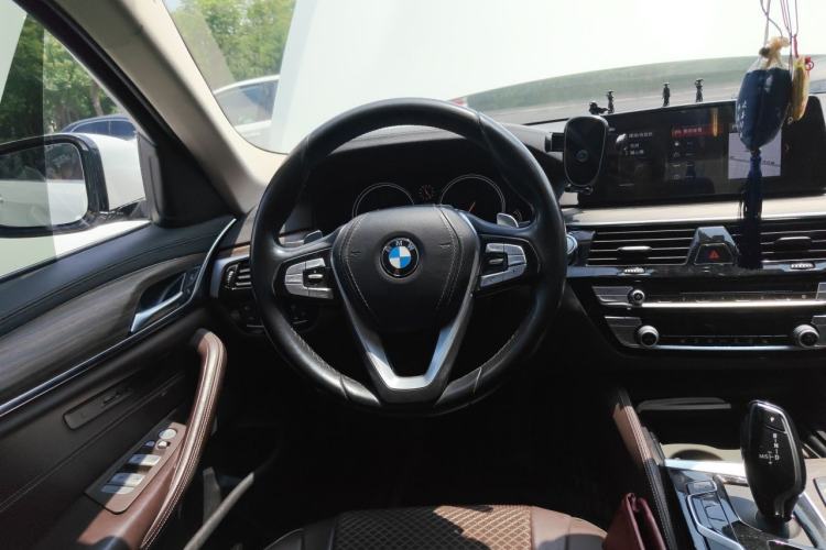 Used BMW 5 Series 2018 Facelifted 530Li xDrive Luxury Package Steering Wheel