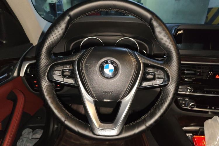 Used BMW 5 Series 2018 528Li Launch Special Edition Steering Wheel