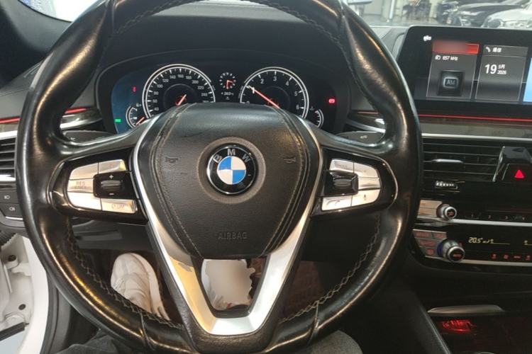 Used BMW 5 Series 2018 525Li M Sport Package Steering Wheel