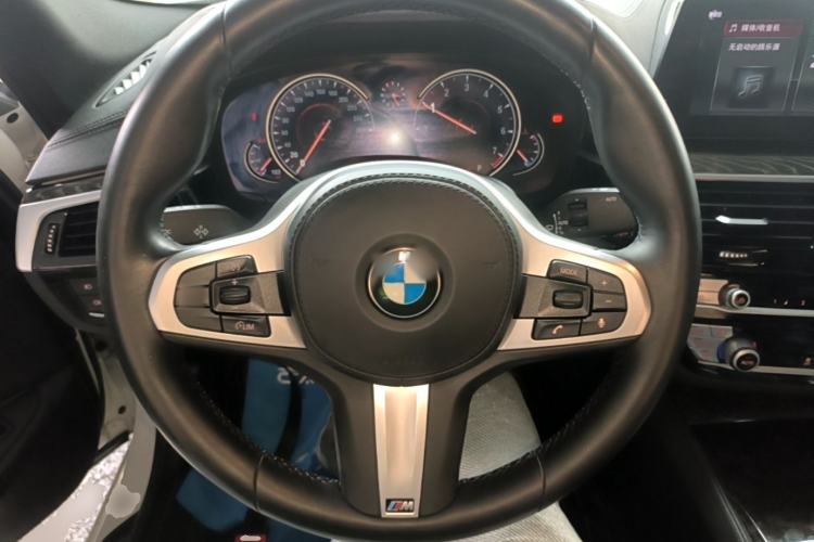 Used BMW 5 Series 2018 525Li M Sport Package Steering Wheel