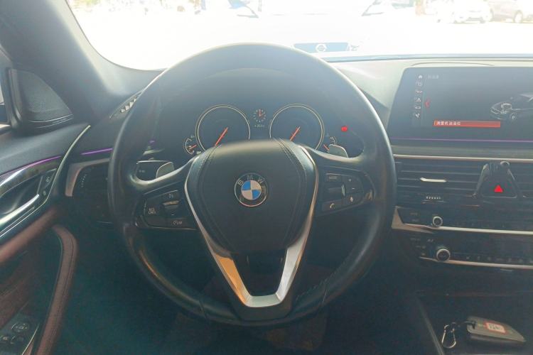 Used BMW 5 Series 2018 530Li Leading Model M Sport Package Steering Wheel
