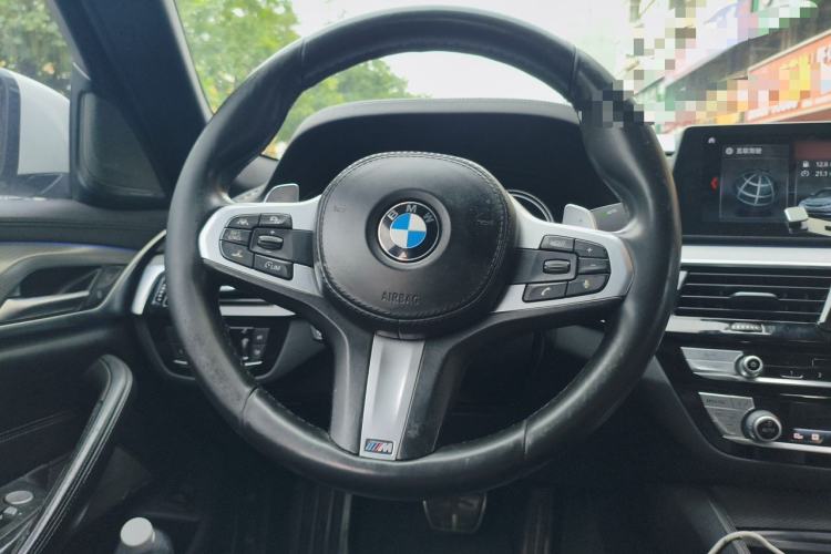 Used BMW 5 Series 2018 Restyled 530Li Luxury Edition M Sport Package Steering Wheel