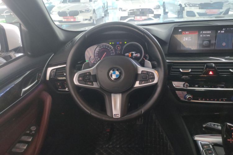 Used BMW 5 Series 2018 Restyled 530Li Leading Edition M Sport Package Steering Wheel