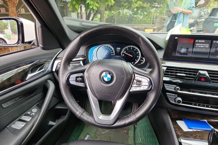 Used BMW 5 Series 2018 525Li M Sport Package Steering Wheel