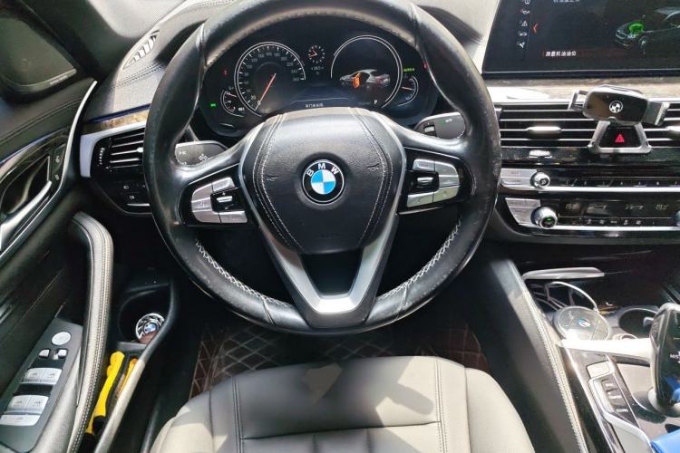 Used BMW 5 Series 2018 525Li M Sport Package Steering Wheel