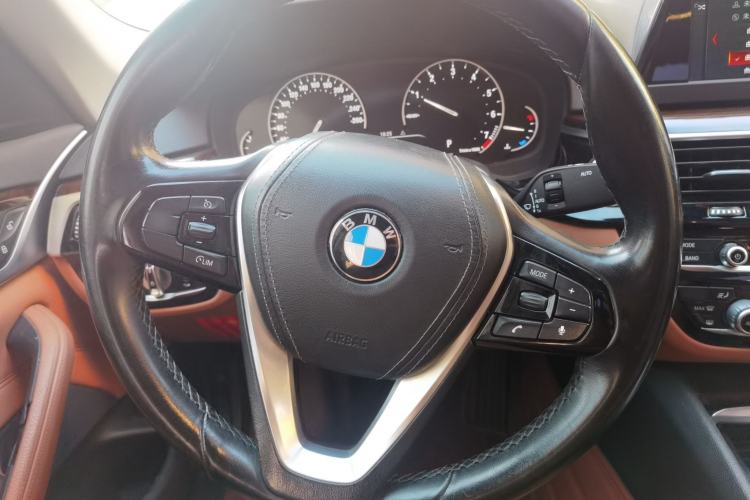 Used BMW 5 Series 2018 528Li Launch Special Edition Steering Wheel