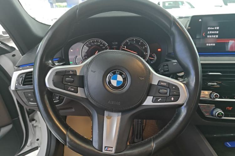Used BMW 5 Series 2018 525Li M Sport Package Steering Wheel