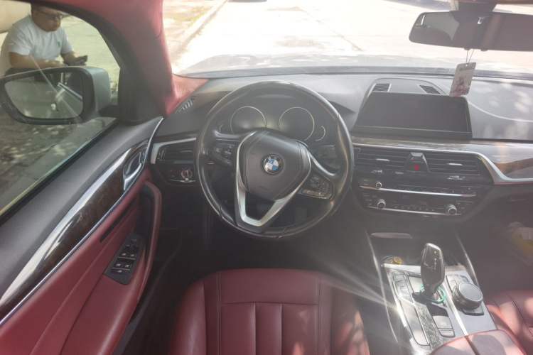 Used BMW 5 Series 2018 528Li Launch Special Edition Steering Wheel
