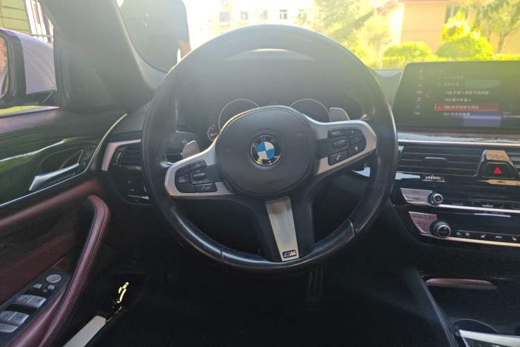 Used BMW 5 Series 2018 Facelifted 530Li xDrive M Sport Package Steering Wheel