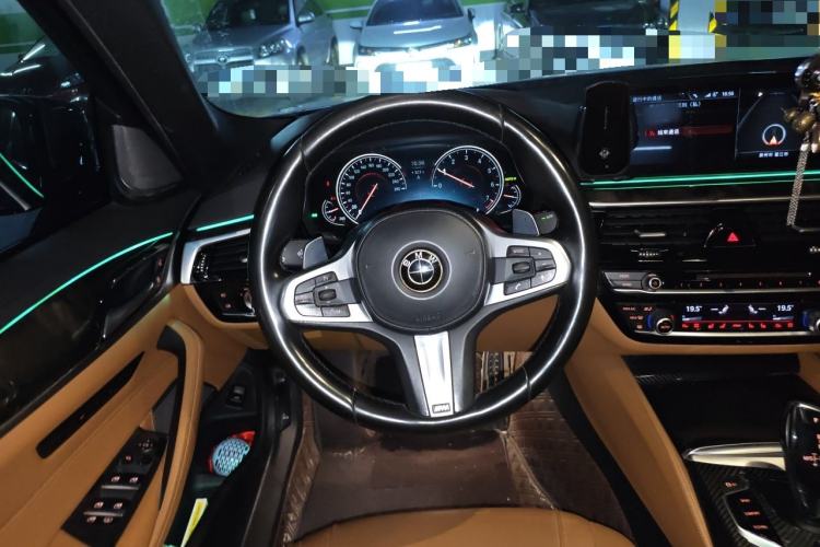 Used BMW 5 Series 2018 Restyled 530Li Luxury Edition M Sport Package Steering Wheel