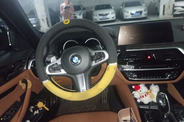 Used BMW 5 Series 2018 Restyled 530Li Leading Edition M Sport Package Steering Wheel