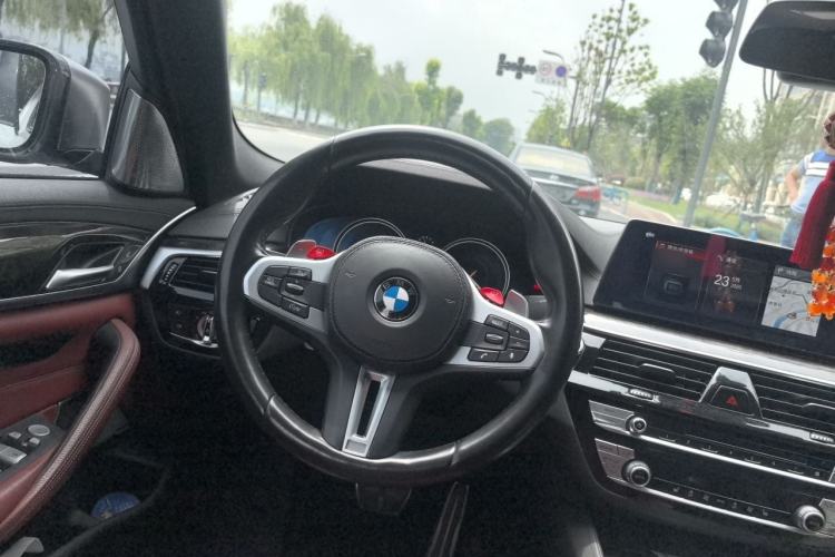 Used BMW 5 Series 2018 Restyled 530Li Leading Edition M Sport Package Steering Wheel
