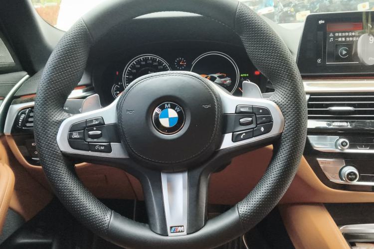 Used BMW 5 Series 2018 Restyled 530Li Leading Edition M Sport Package Steering Wheel