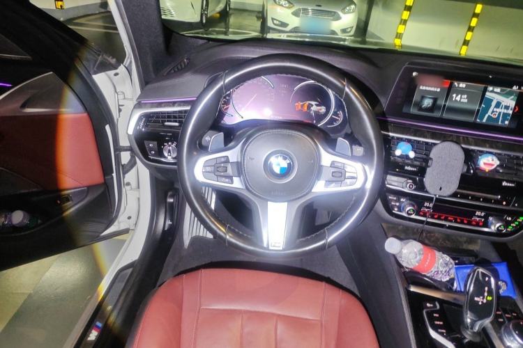 Used BMW 5 Series 2018 530Li Luxury Edition M Sport Package Steering Wheel