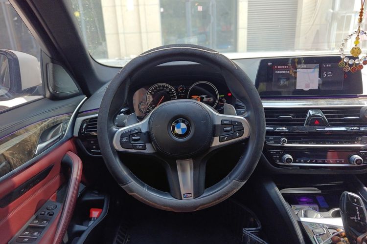 Used BMW 5 Series 2018 530Li Luxury Edition M Sport Package Steering Wheel
