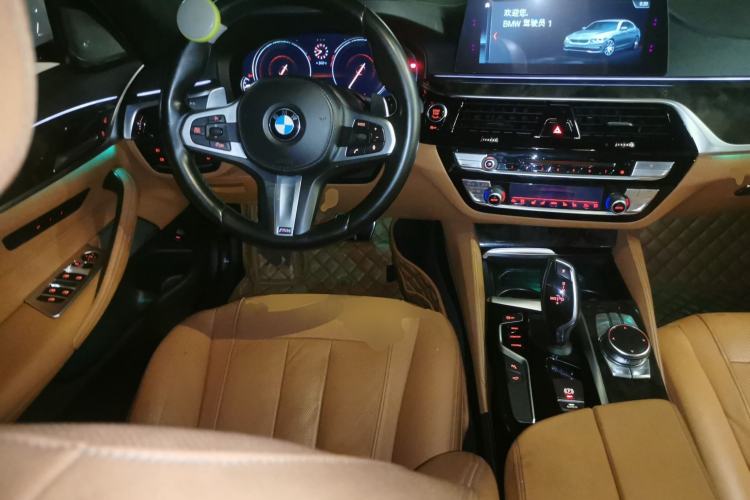 Used BMW 5 Series 2018 530Li Leading Model M Sport Package Steering Wheel