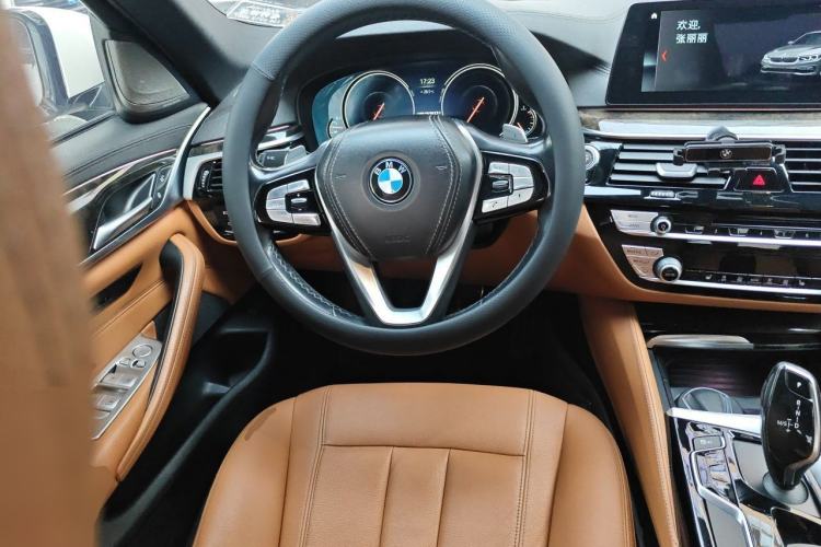 Used BMW 5 Series 2018 Restyled 530Li Leading Edition M Sport Package Steering Wheel