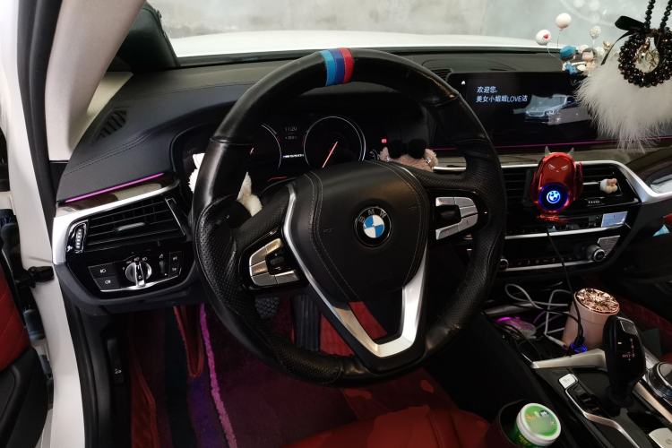 Used BMW 5 Series 2018 525Li Luxury Package Steering Wheel