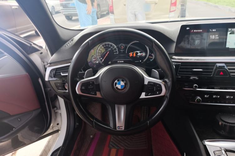Used BMW 5 Series 2018 Facelifted 530Li xDrive M Sport Package Steering Wheel
