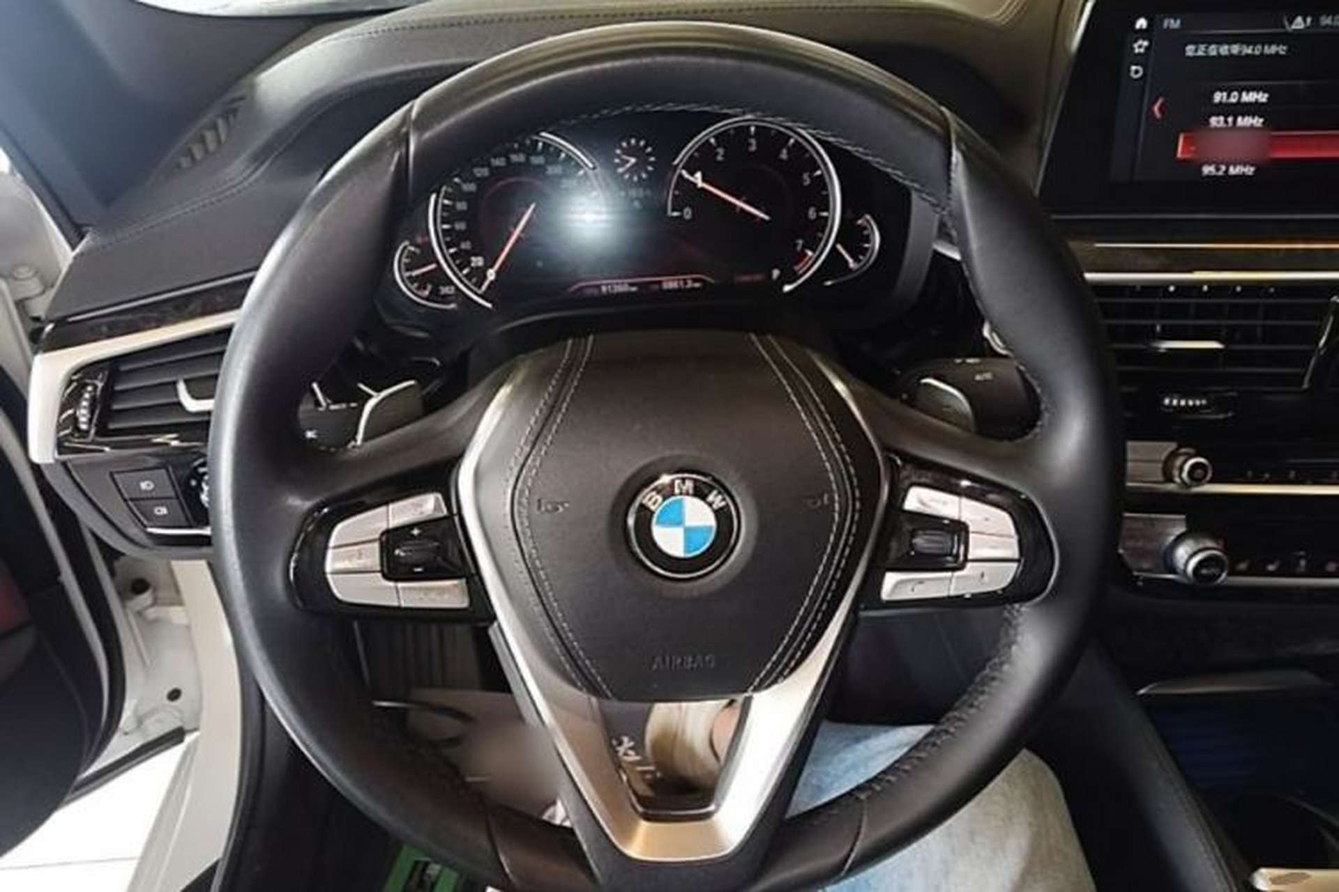 Used BMW 5 Series 2018 Restyled 530Li Leading Edition M Sport Package Steering Wheel