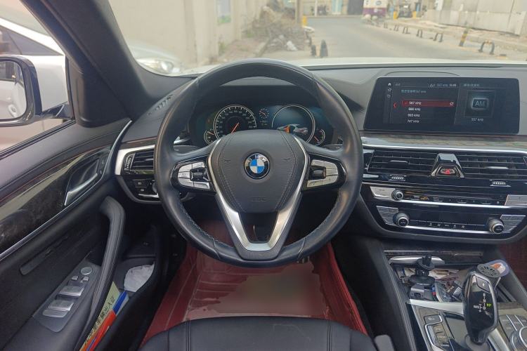 Used BMW 5 Series 2018 525Li M Sport Package Steering Wheel