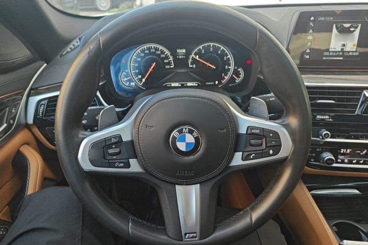 Used BMW 5 Series 2018 530Li Luxury Edition M Sport Package Steering Wheel