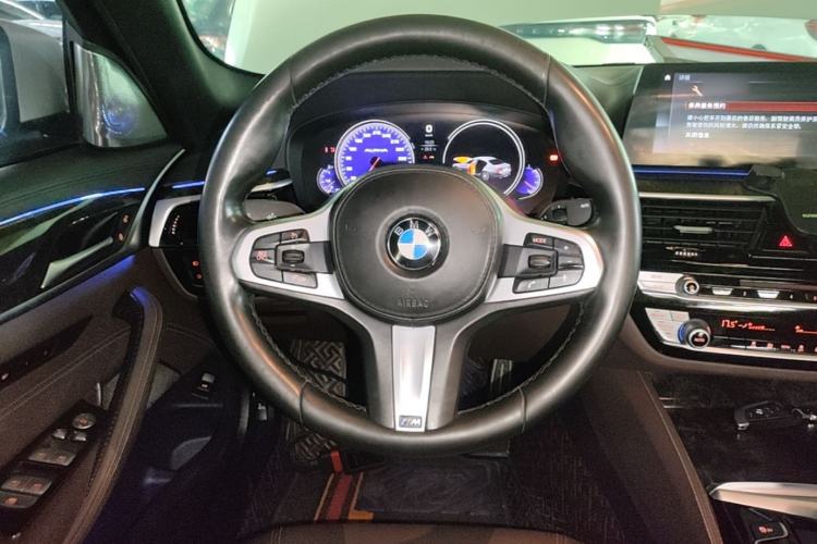 Used BMW 5 Series 2018 525Li M Sport Package Steering Wheel