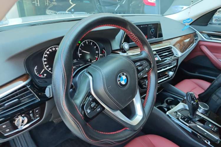 Used BMW 5 Series 2018 528Li Launch Special Edition Steering Wheel