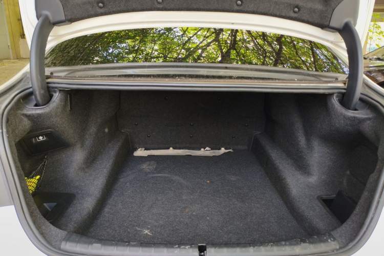 Used BMW 5 Series 2018 525Li M Sport Package Trunk
