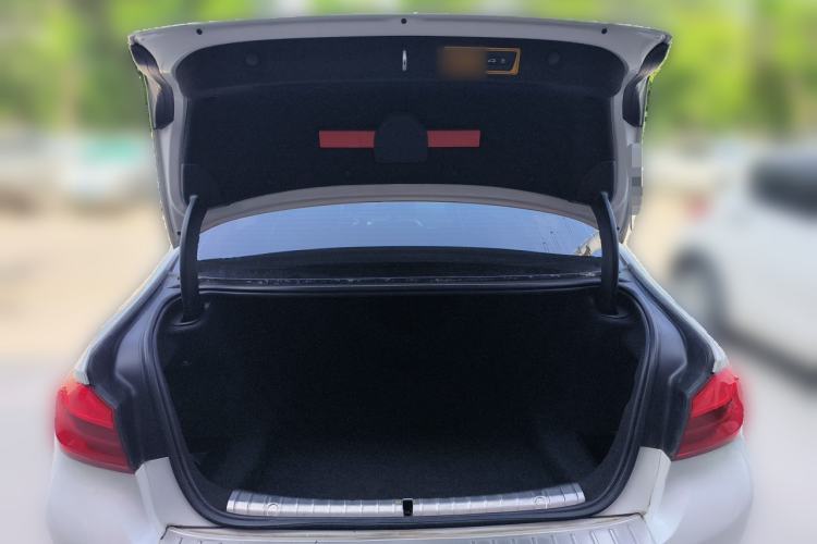 Used BMW 5 Series 2018 Facelifted 530Li Luxury Edition Premium Package Trunk