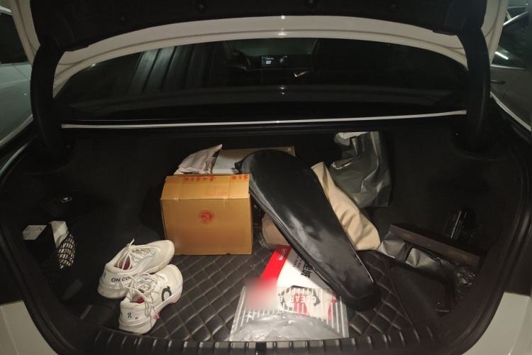 Used BMW 5 Series 2018 Facelifted 530Li Luxury Edition Premium Package Trunk