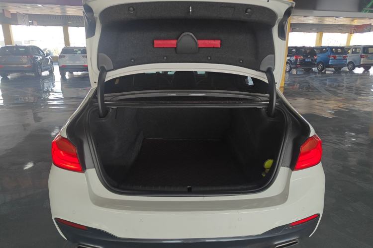 Used BMW 5 Series 2018 525i M Sport Package Trunk