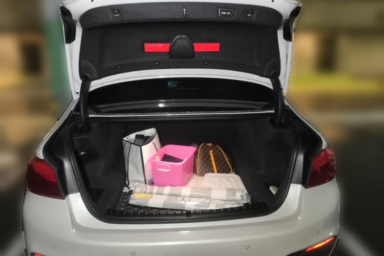 Used BMW 5 Series 2018 Restyled 530Li Luxury Edition M Sport Package Trunk