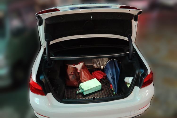 Used BMW 5 Series 2018 528Li Launch Special Edition Trunk