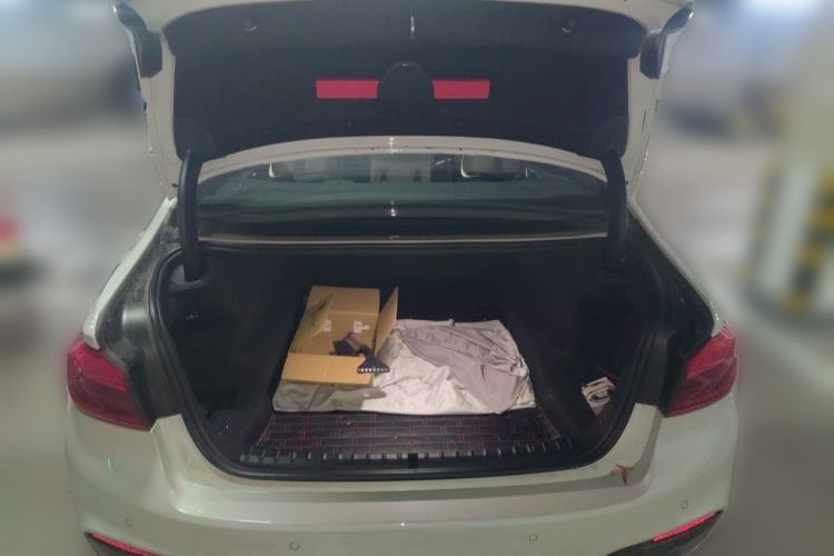 Used BMW 5 Series 2018 525Li M Sport Package Trunk