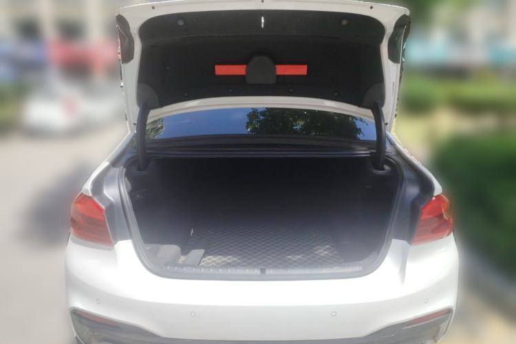 Used BMW 5 Series 2018 Restyled 530Li Leading Edition M Sport Package Trunk