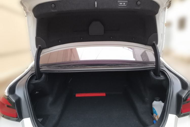 Used BMW 5 Series 2018 530Li Leading Model M Sport Package Trunk