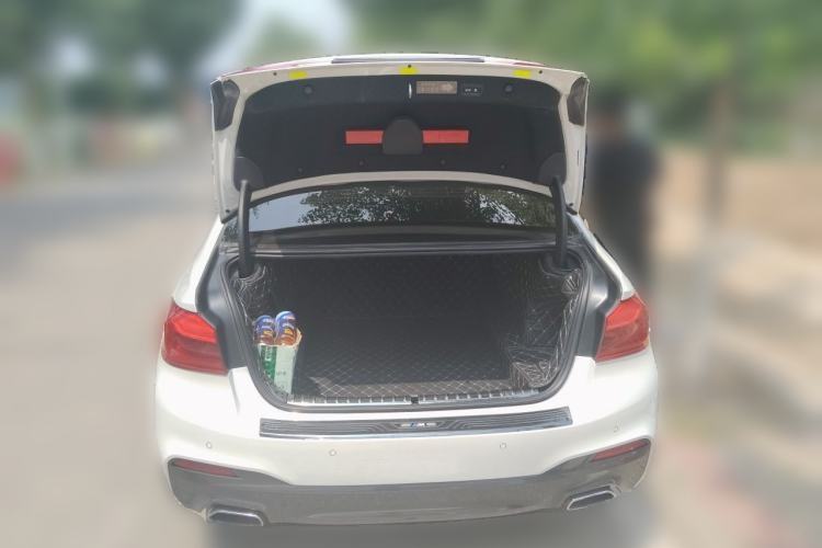Used BMW 5 Series 2018 Restyled 530Li Luxury Edition M Sport Package Trunk