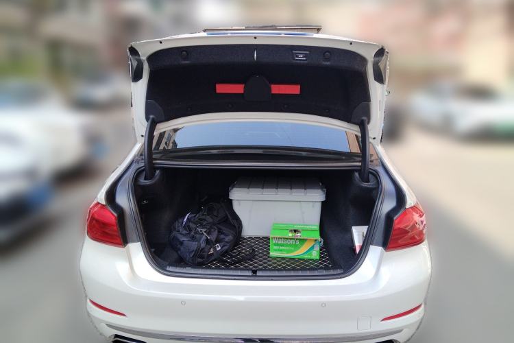 Used BMW 5 Series 2018 530Li Leading Edition Luxury Package Trunk