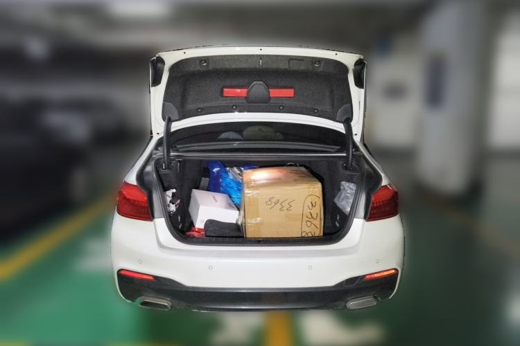 Used BMW 5 Series 2018 Restyled 530Li Leading Edition M Sport Package Trunk
