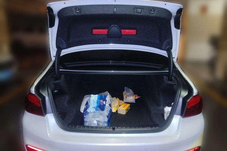 Used BMW 5 Series 2018 525Li M Sport Package Trunk